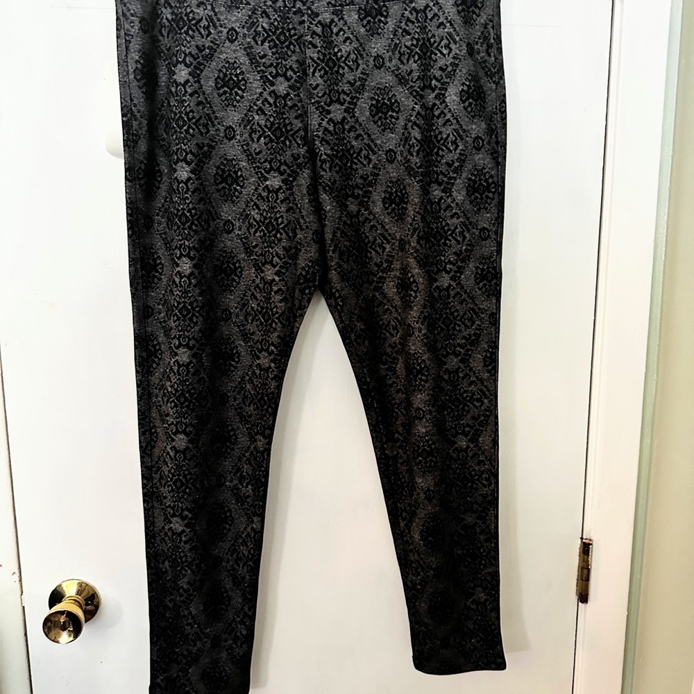 Brother Black Patterned Leggings